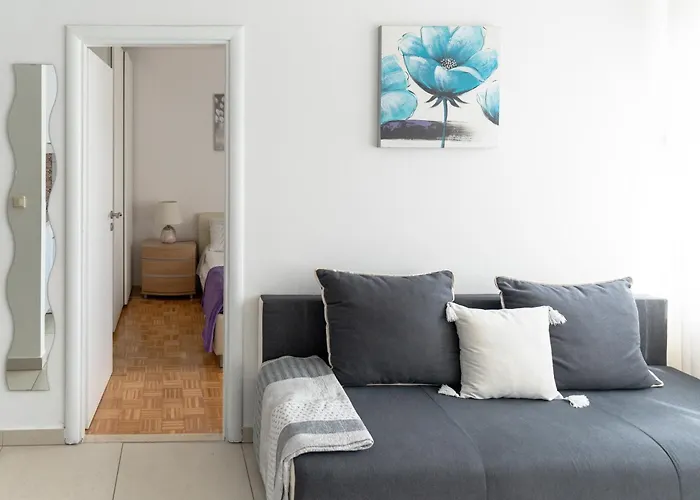 Daire Kristina, Comfortable And Close To The Center