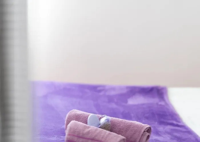 Kristina, Comfortable And Close To The Center Daire