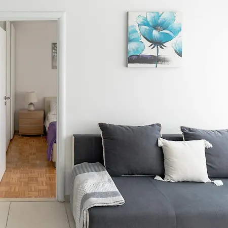 Apartamento Kristina, Comfortable And Close To The Center